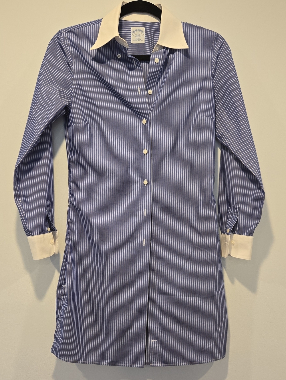 Brooks Brothers 346 Women’s Blue Stripe Long Button-Down Oxford Shirt Sz 2